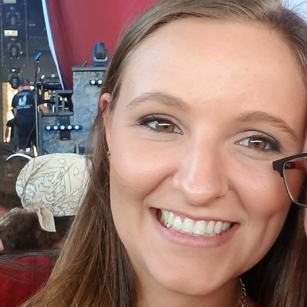 Meet your Posher, Lindsey
